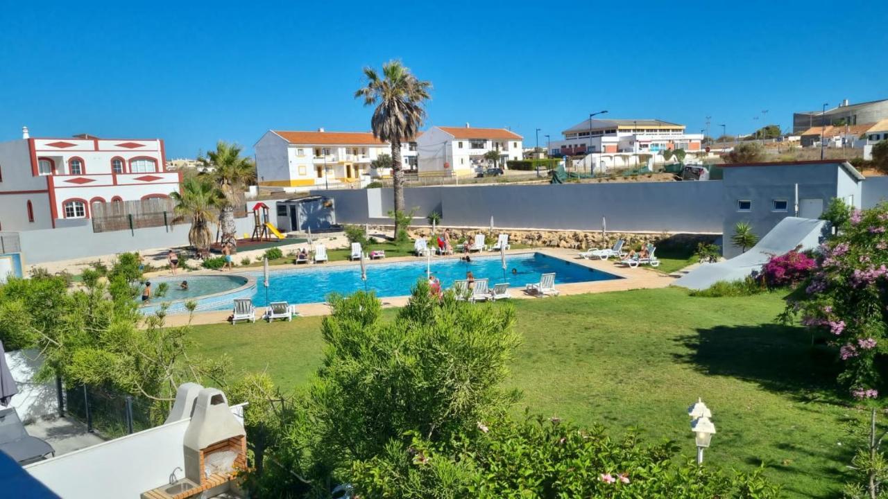 סאגרש Enjoy Pool, Beach And More At This Nice Apartment Only 3 Minutes From Mareta'S Beach מראה חיצוני תמונה