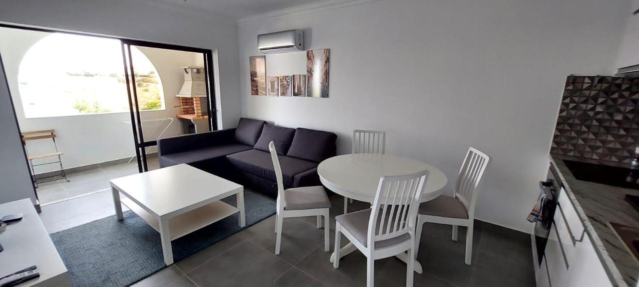 סאגרש Enjoy Pool, Beach And More At This Nice Apartment Only 3 Minutes From Mareta'S Beach מראה חיצוני תמונה